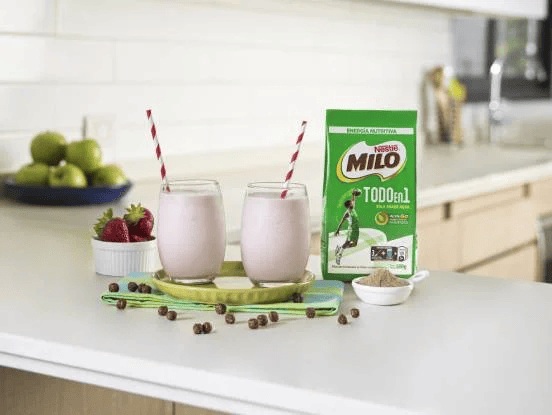 
 SMOOTHIE DE FRUTILLA MILO® 
